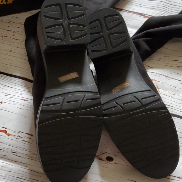 🆕️ LULUS BLACK SUEDE THIGH HIGH BOOTS - Picture 7 of 8